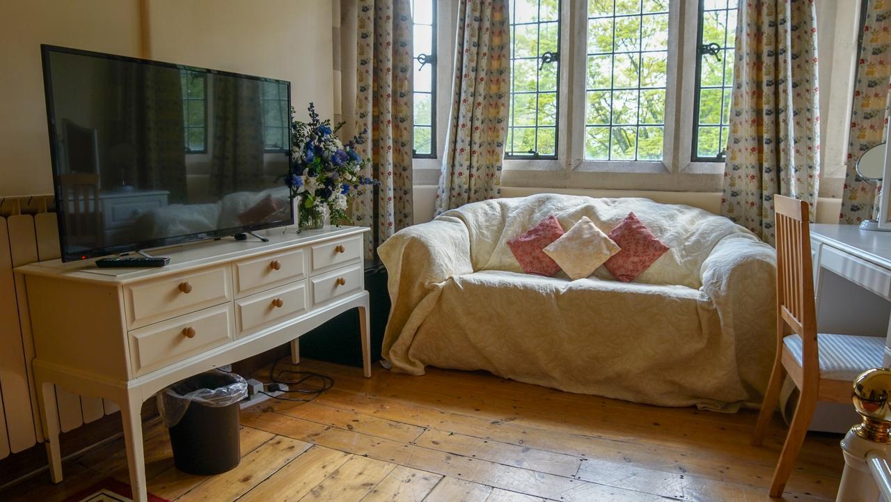 Bed and Breakfast Cleeve House Мелкшем Экстерьер фото